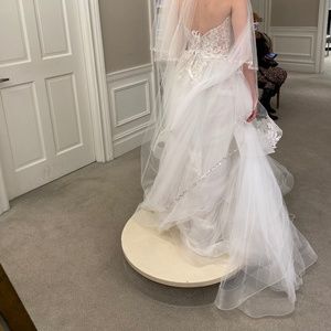 PNINA TORNAI wedding dress